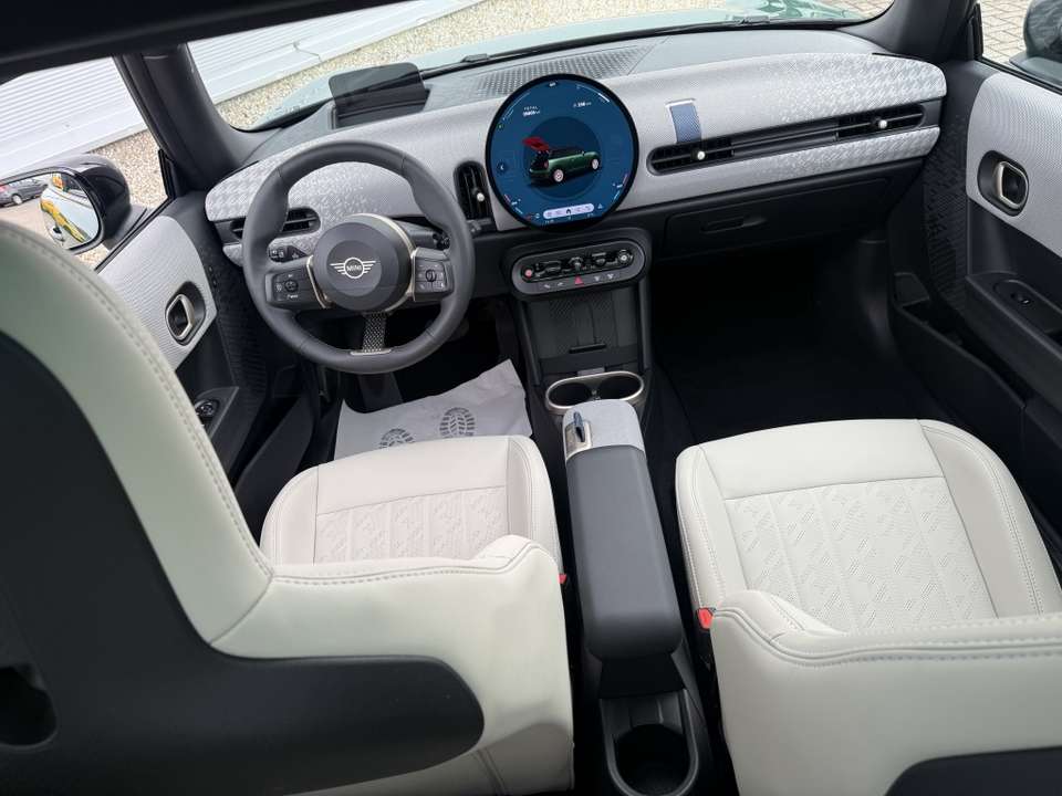 MINI Cooper C - Imagem 10