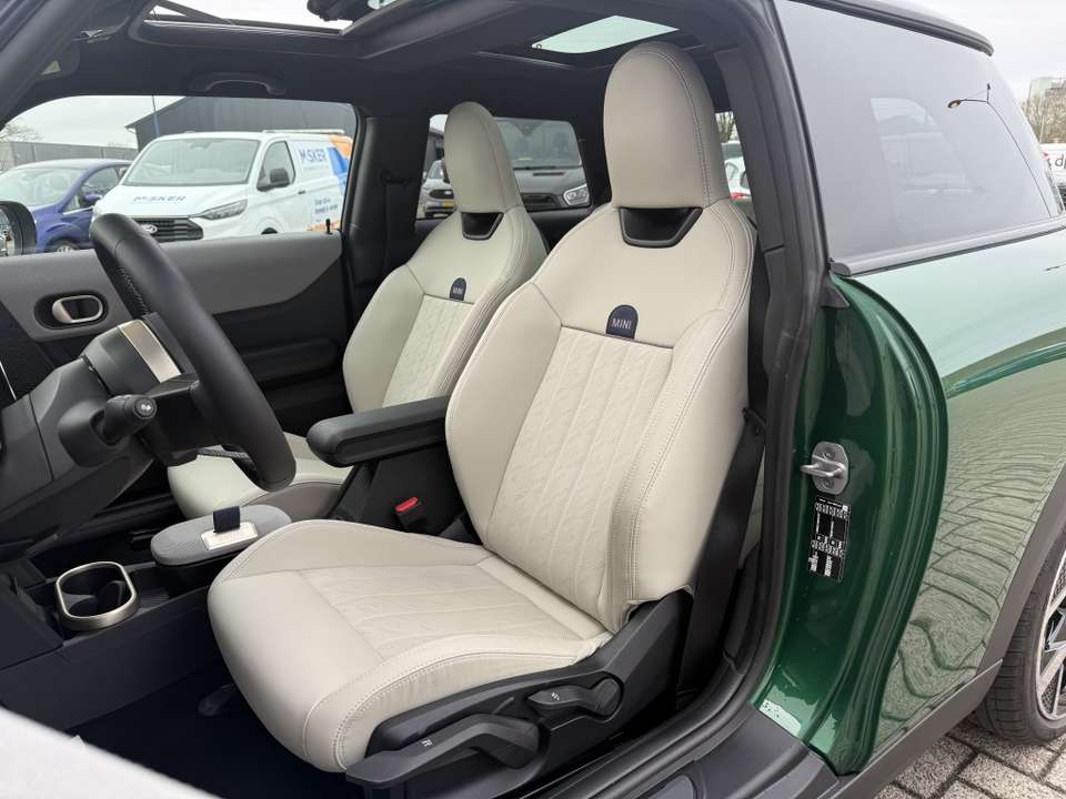 MINI Cooper C - Imagem 13