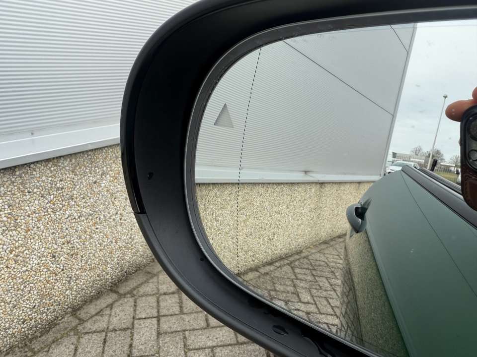 MINI Cooper C - Imagem 15