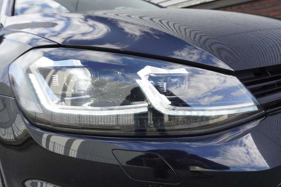 Volkswagen Golf Variant - Imagem 5