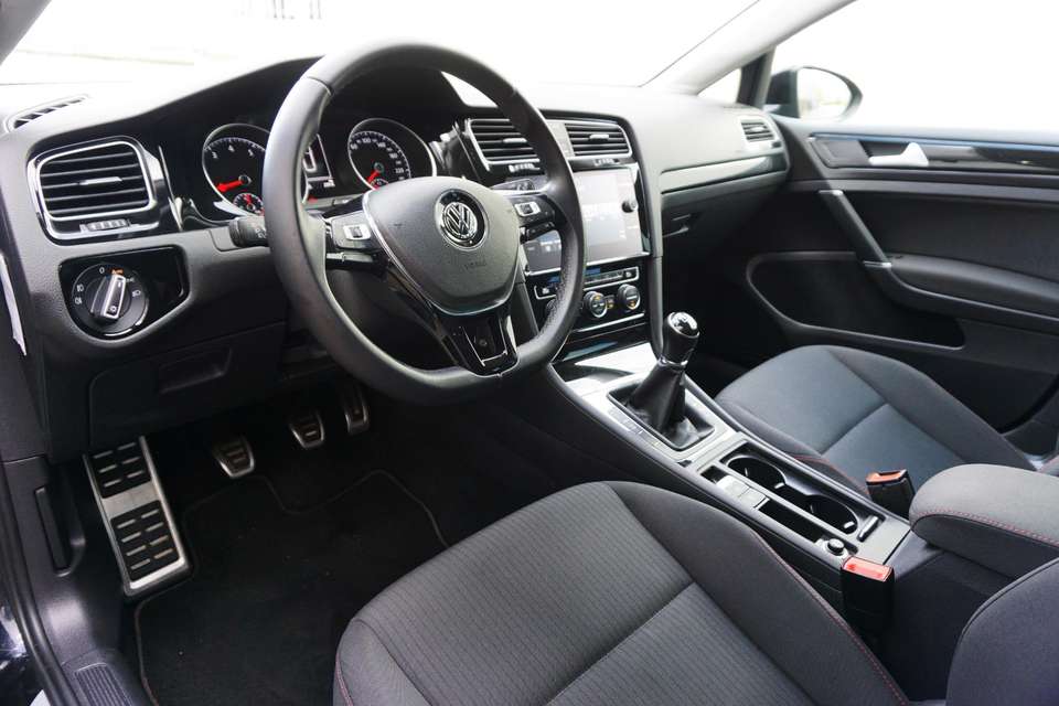 Volkswagen Golf Variant - Imagem 11