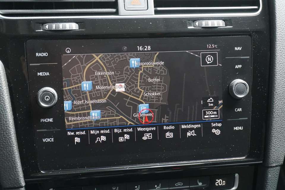 Volkswagen Golf Variant - Imagem 14