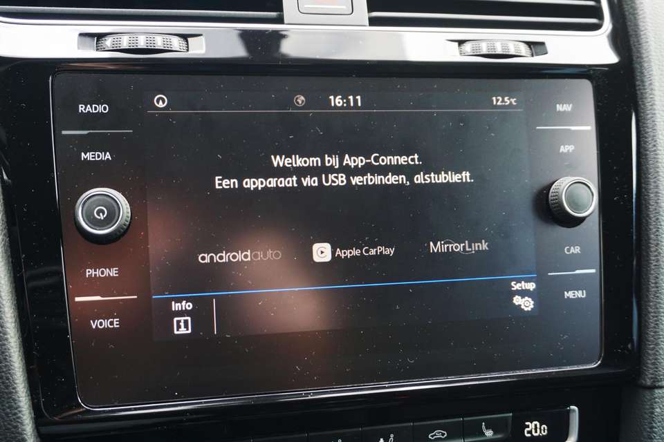 Volkswagen Golf Variant - Imagem 18