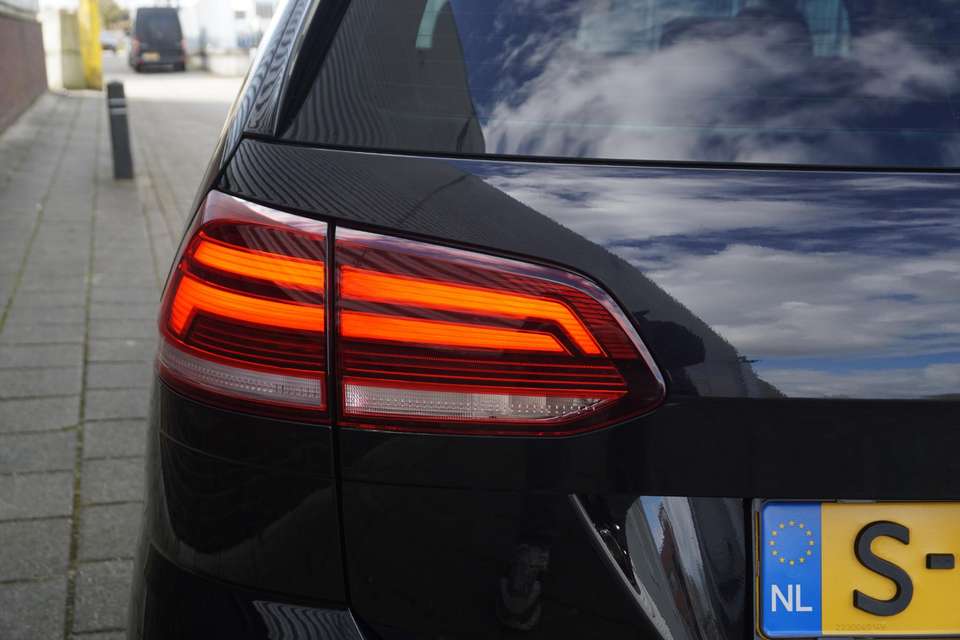 Volkswagen Golf Variant - Imagem 19