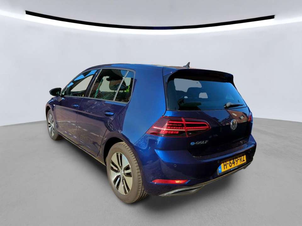 Volkswagen e-Golf - Imagem 2