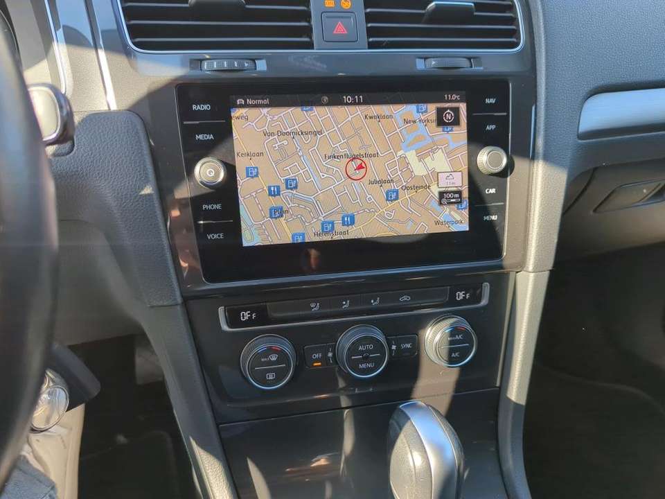 Volkswagen e-Golf - Imagem 11