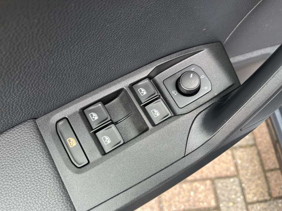 SEAT Ibiza - Imagem 12