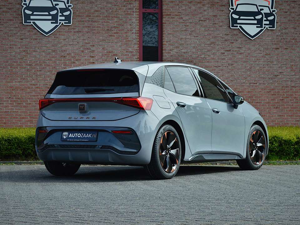 CUPRA Born - Imagem 2