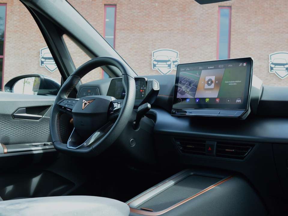 CUPRA Born - Imagem 13