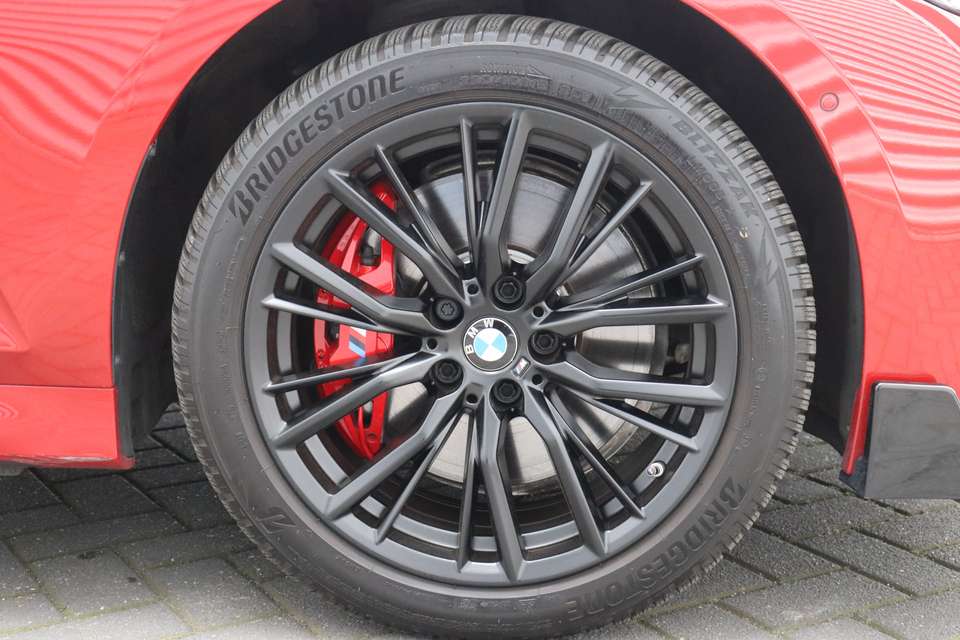 BMW 330 - Imagem 15