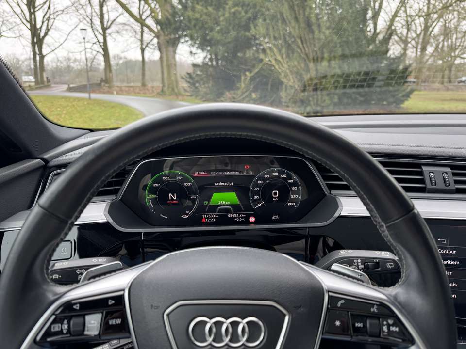 Audi e-tron - Imagem 13