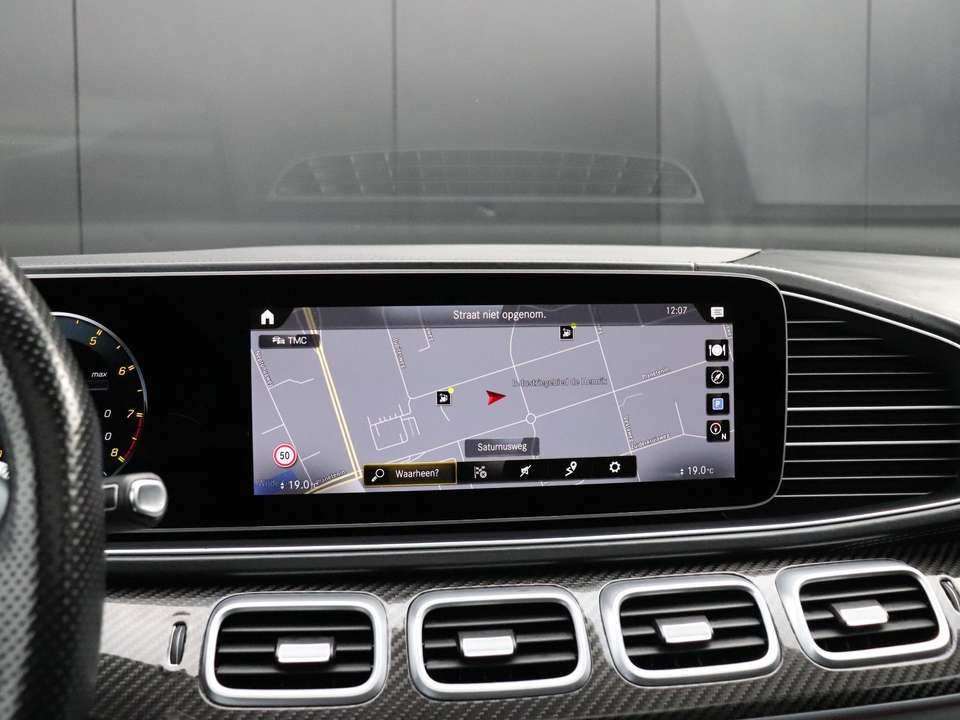 Mercedes-Benz GLE 63 AMG - Imagem 8