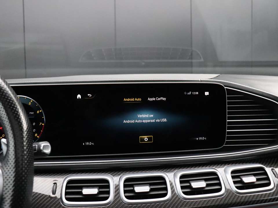 Mercedes-Benz GLE 63 AMG - Imagem 11