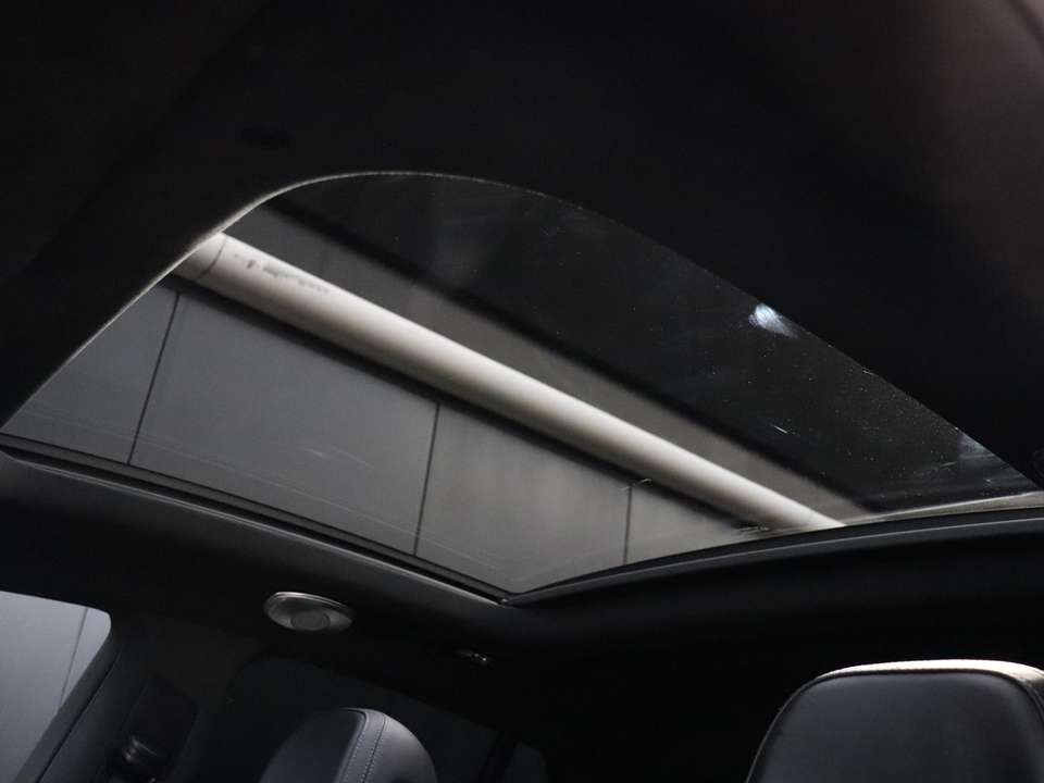 Mercedes-Benz GLE 63 AMG - Imagem 15