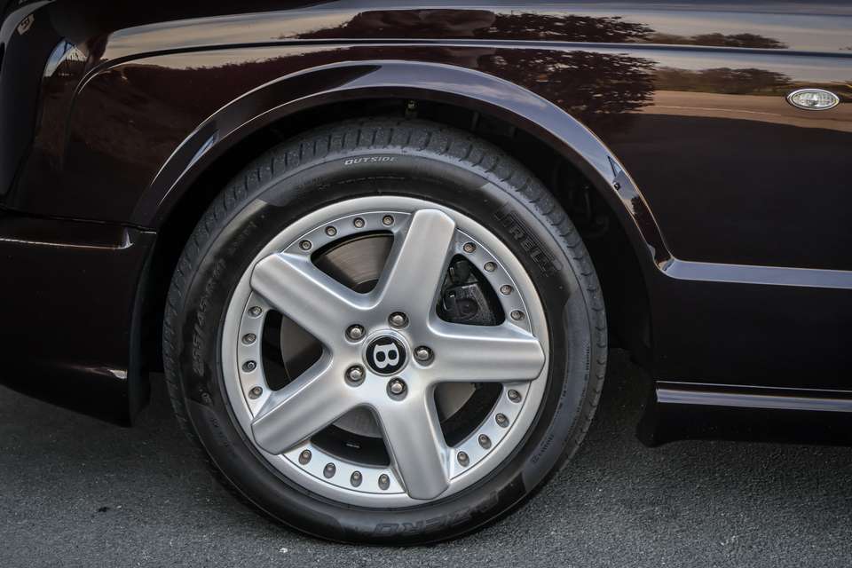 Bentley Arnage - Imagem 5