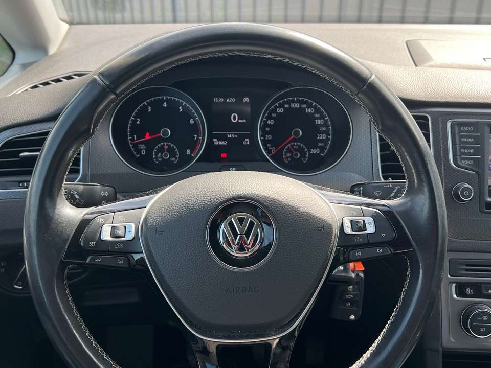 Volkswagen Golf Sportsvan - Imagem 7