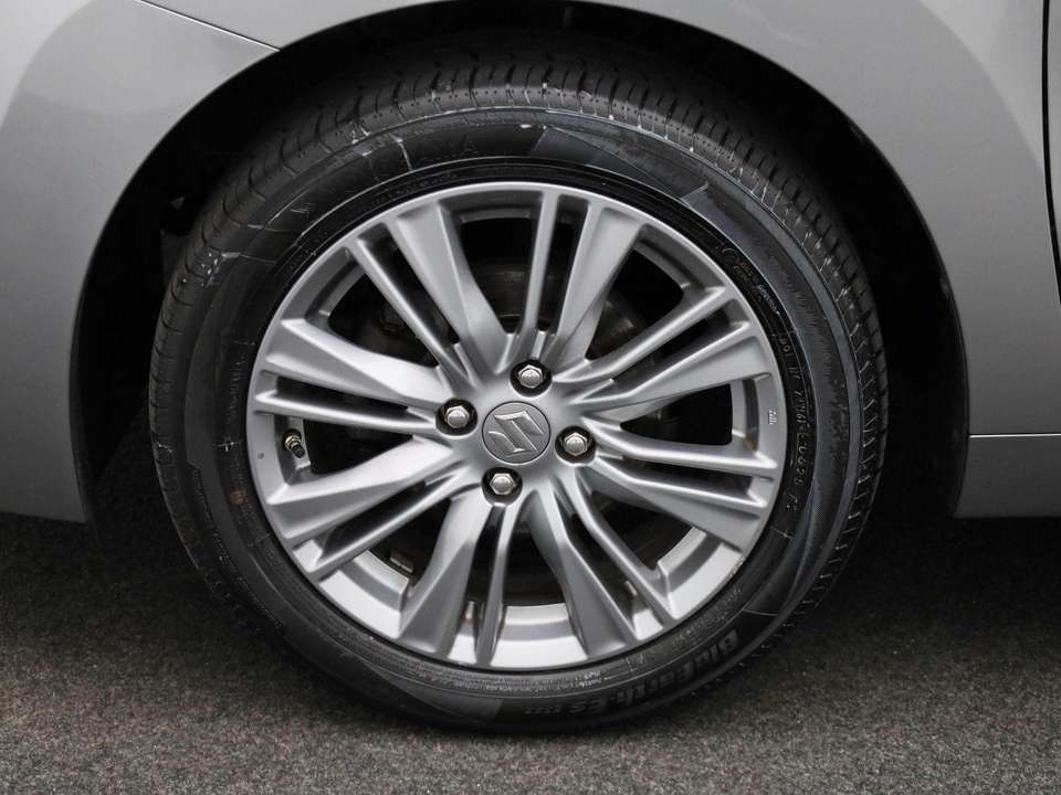 Suzuki Baleno - Imagem 12