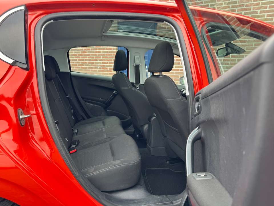Peugeot 208 - Imagem 4