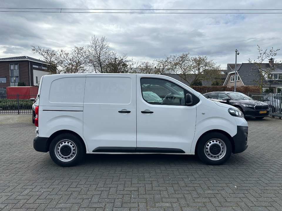 Opel Vivaro - Imagem 10