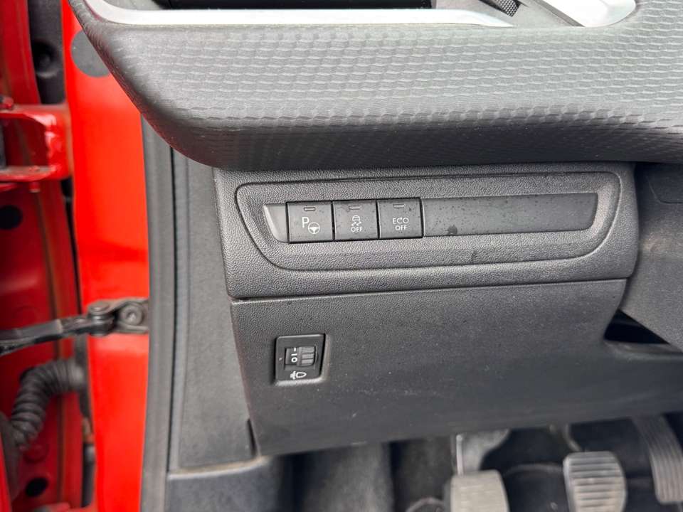 Peugeot 208 - Imagem 14