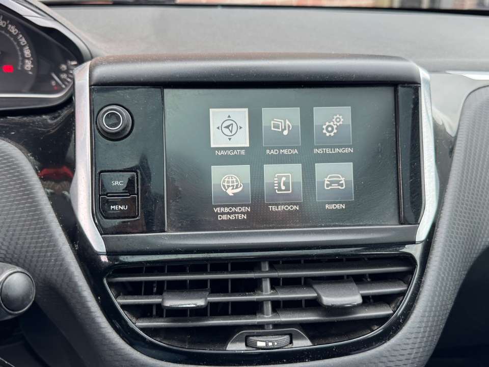 Peugeot 208 - Imagem 16