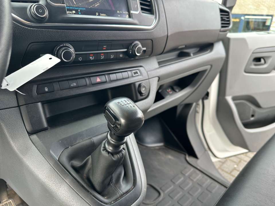 Opel Vivaro - Imagem 12