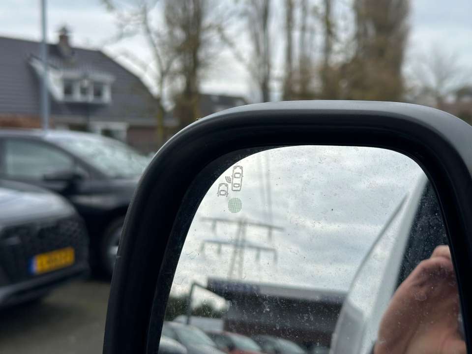 Opel Vivaro - Imagem 19