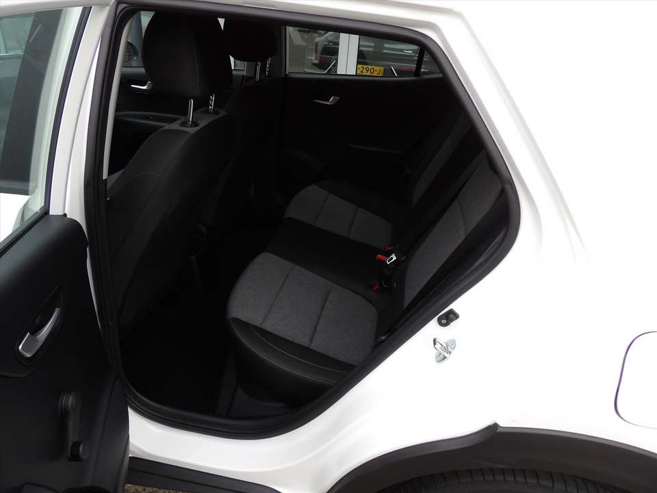 Kia Stonic - Imagem 10