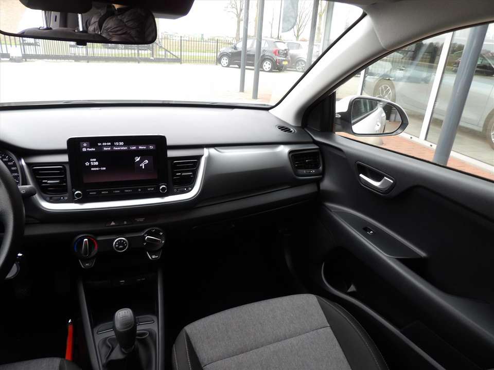 Kia Stonic - Imagem 14