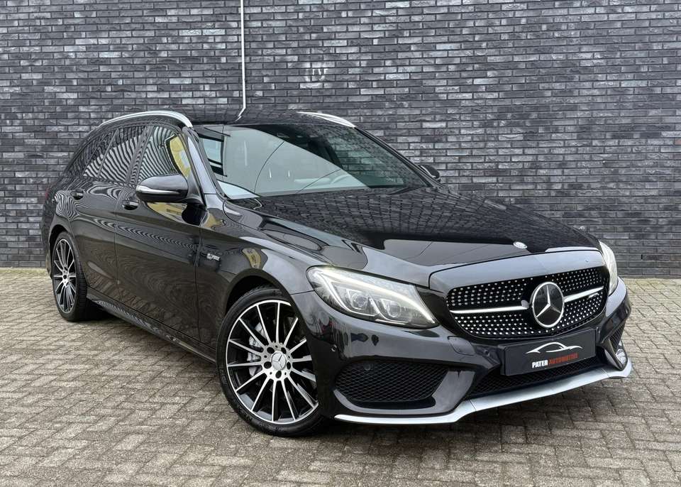 Mercedes-Benz C 43 AMG - Imagem 6