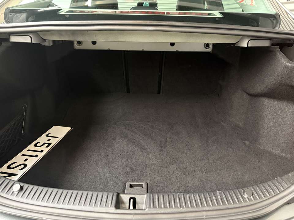 Mercedes-Benz C 180 - Imagem 19