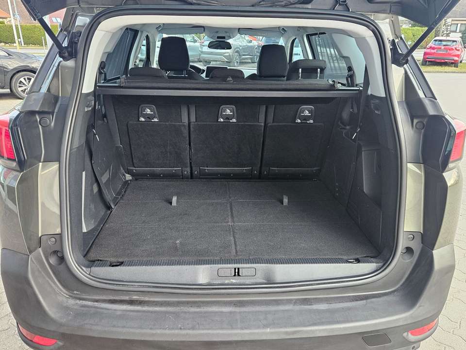 Peugeot 5008 - Imagem 10