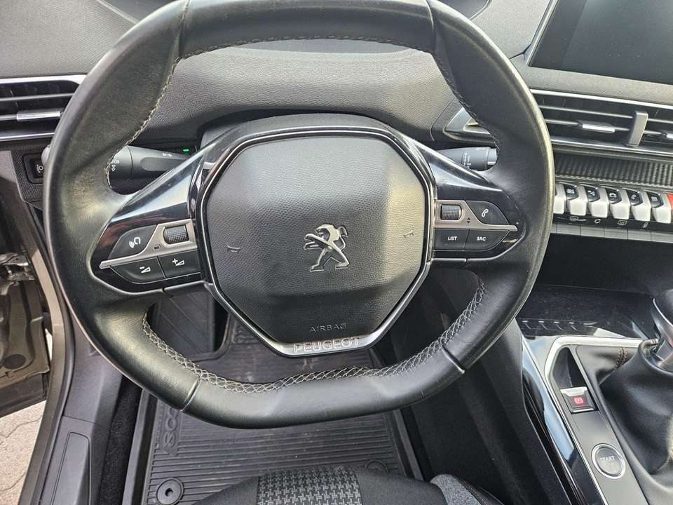 Peugeot 5008 - Imagem 18
