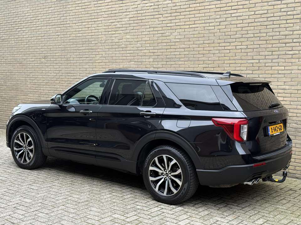 Ford Explorer - Imagem 2