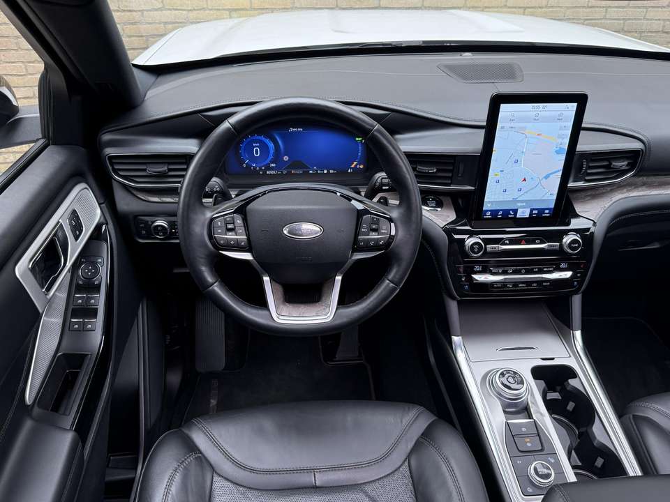 Ford Explorer - Imagem 3