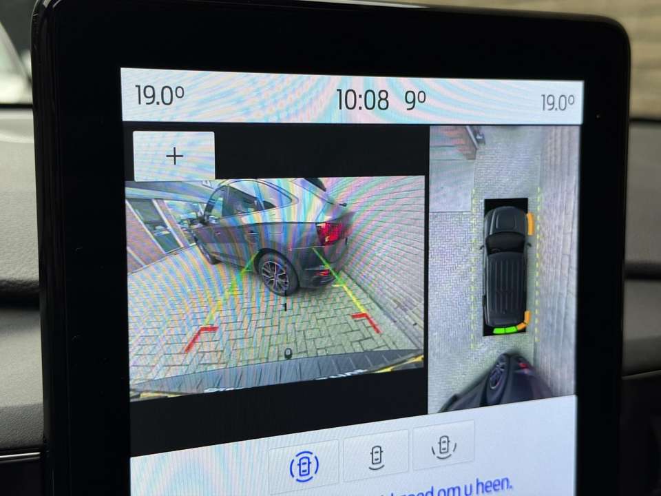 Ford Explorer - Imagem 7