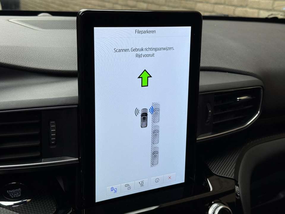 Ford Explorer - Imagem 13