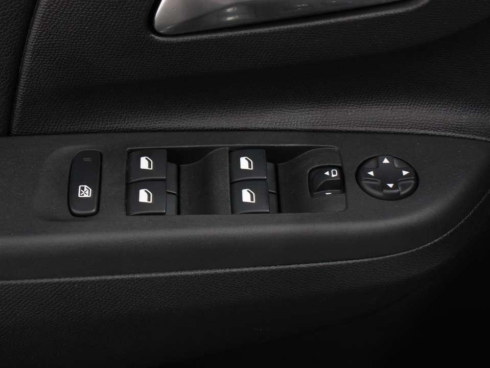 Opel Corsa - Imagem 10