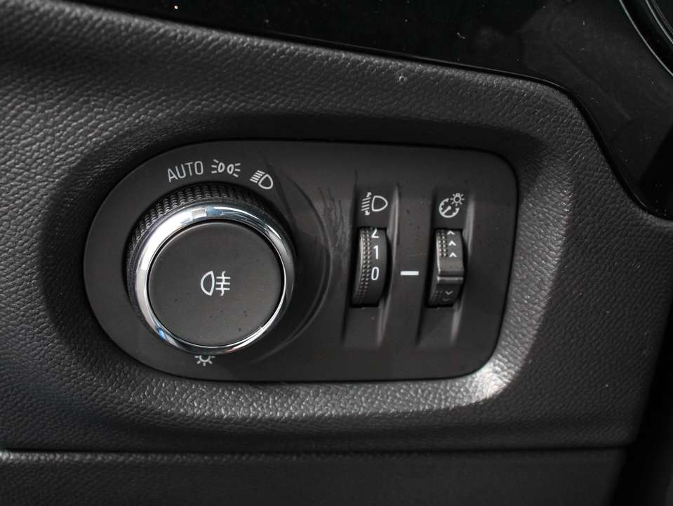 Opel Corsa - Imagem 12