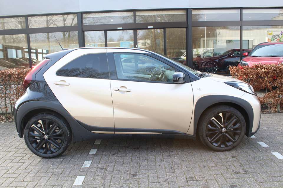 Toyota Aygo X - Imagem 8