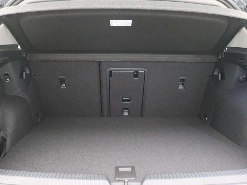 Volkswagen Golf - Imagem 8