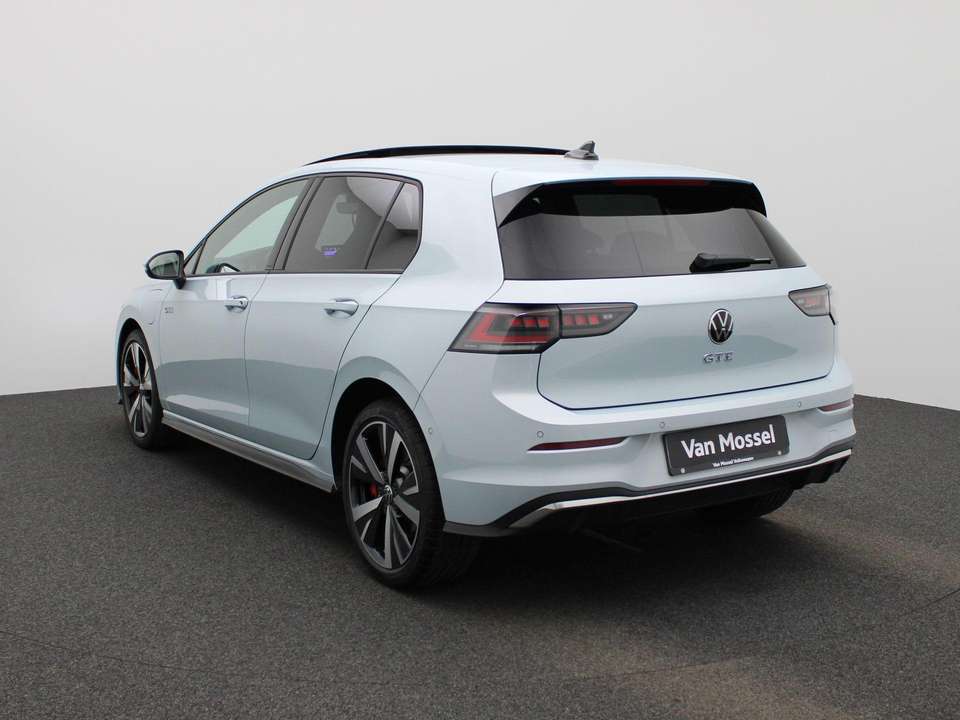 Volkswagen Golf GTE - Imagem 2