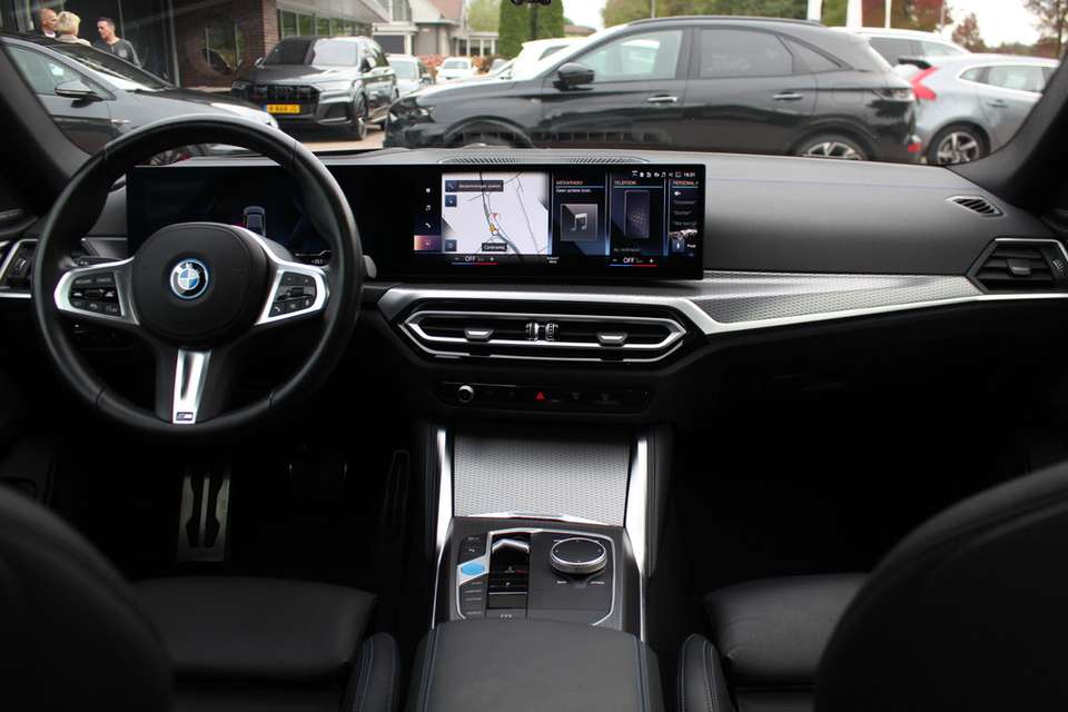 BMW i4 - Imagem 3