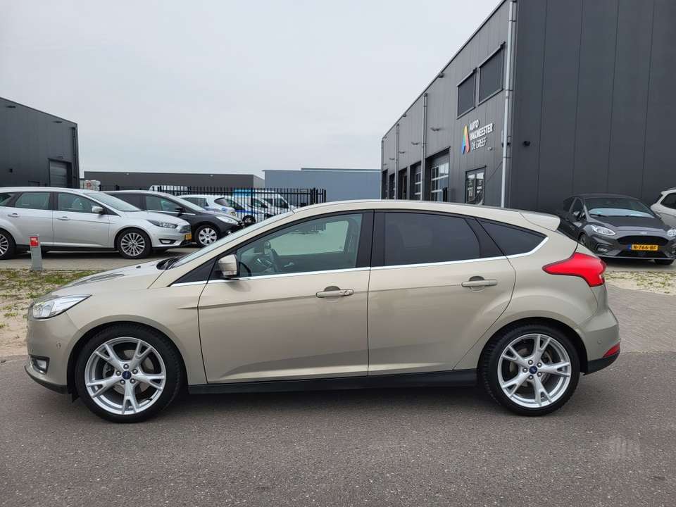 Ford Focus - Imagem 6