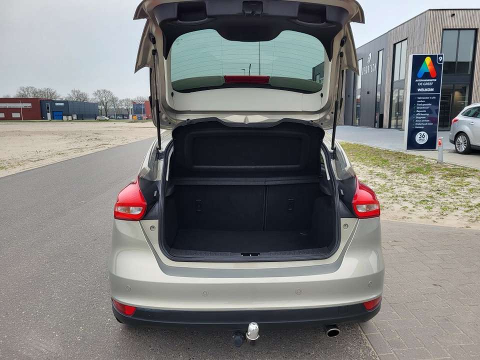 Ford Focus - Imagem 10