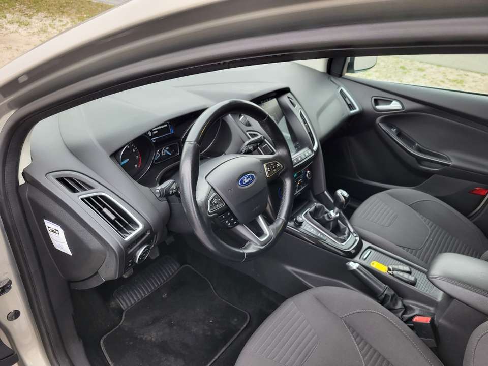 Ford Focus - Imagem 15