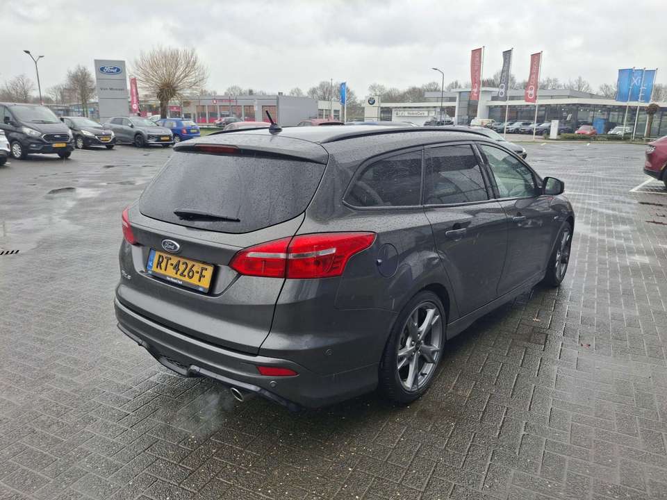 Ford Focus - Imagem 6