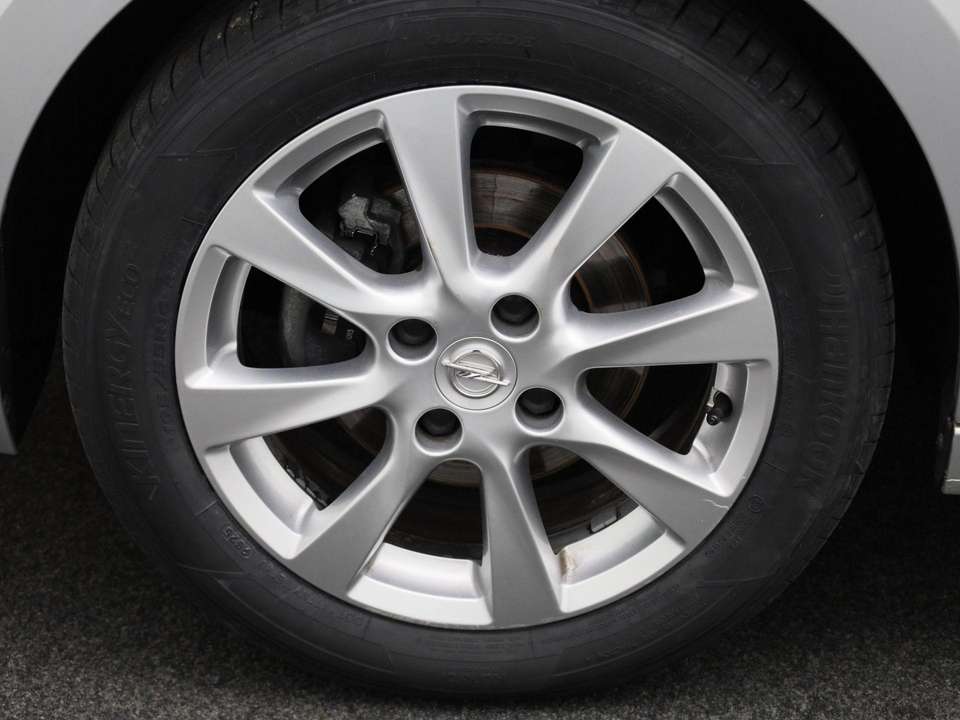 Opel Corsa - Imagem 12