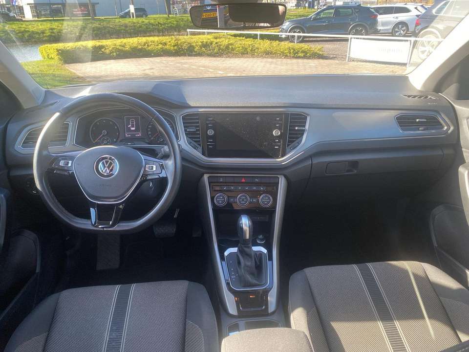 Volkswagen T-Roc - Imagem 8