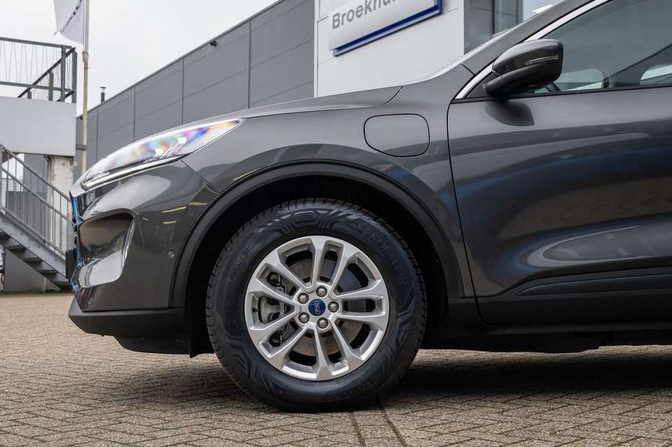 Ford Kuga - Imagem 9